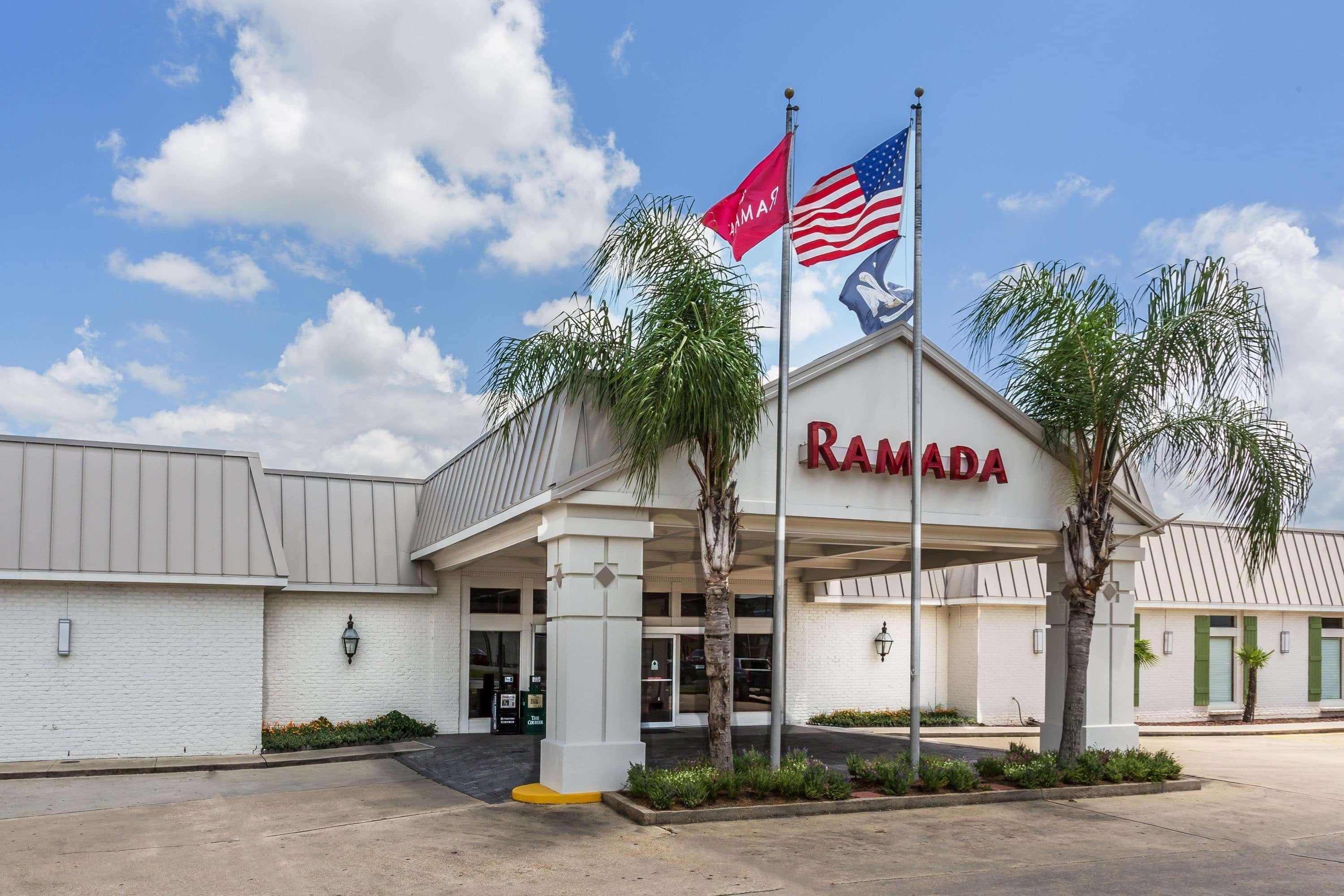 Ramada By Wyndham Houma Hotel Kültér fotó