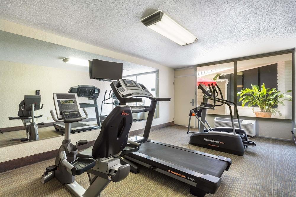 Ramada By Wyndham Houma Hotel Kültér fotó